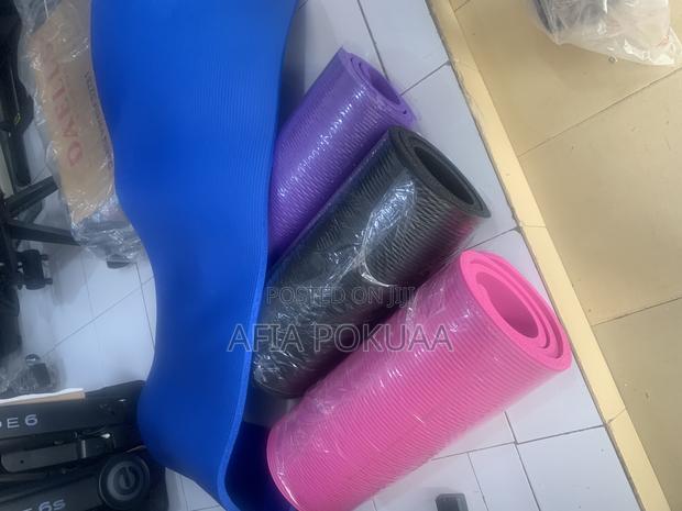 Yoga Exercise Gym Mat · Photo 1