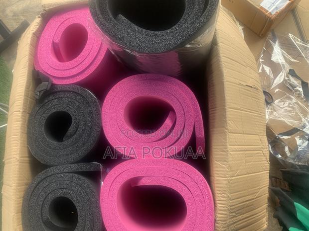 Yoga Exercise Gym Mat · Photo 4