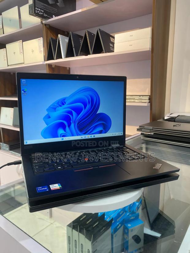 Laptop Lenovo ThinkPad L13 Yoga 8GB Intel Core i5 SSD 256GB · Photo 3