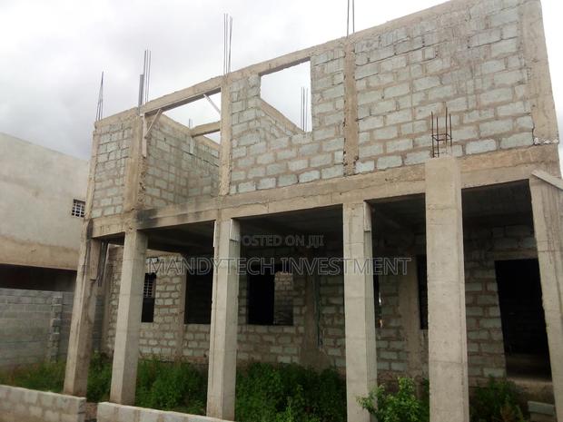 6bdrm Mansion In Adenta For Sale · Photo 6
