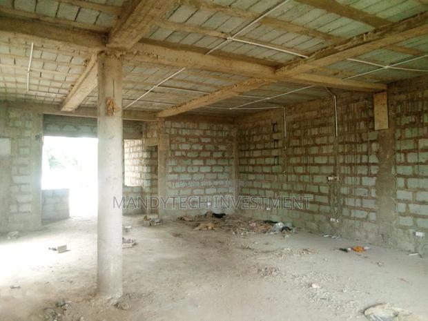 6bdrm Mansion In Adenta For Sale · Photo 8