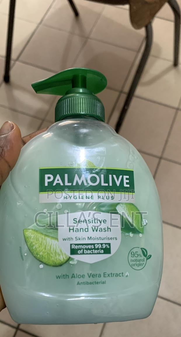Palmolive Hand Wash · Photo 1