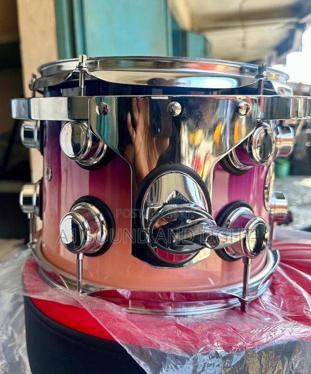 Dw 5pcs Drums and Hardware Set · Photo 4