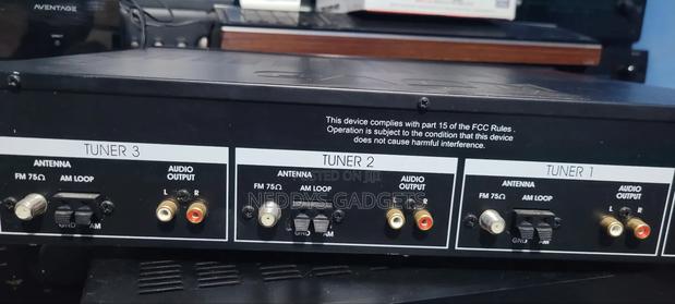 Novo Nv T3 Three Source Am/Fm Tuner · Photo 3