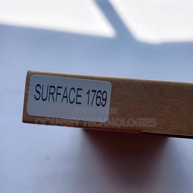 Original Microsoft Surface 1769 Battery for 1782 Dynk01 G3hta036h · Photo 4