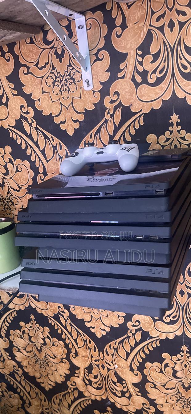 Ps4 Pro With 10-15 Good Games Two Controllers . From Home Use · Photo 6