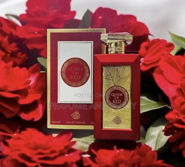 Queen of Red Perfume · Photo 1