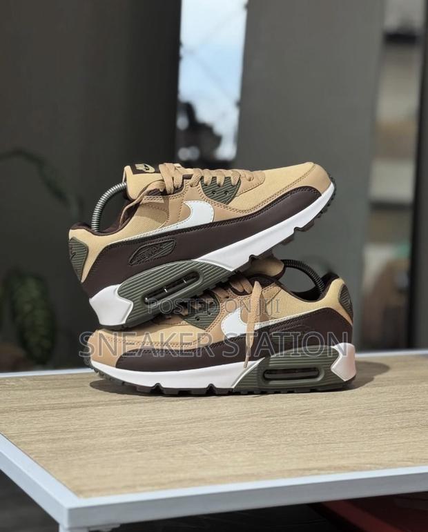 Nike Airmax 90 Brown/White · Photo 2