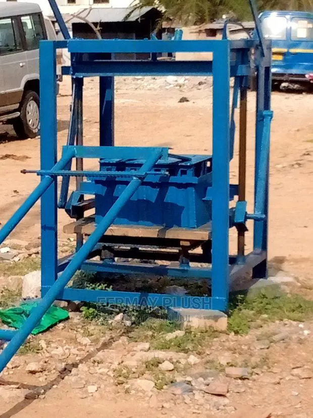 Do You Want to Set Up a Commercial Block Factory · Photo 1