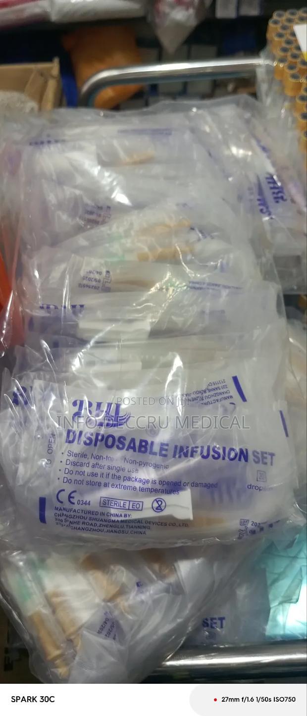 Infusion Set · Photo 1