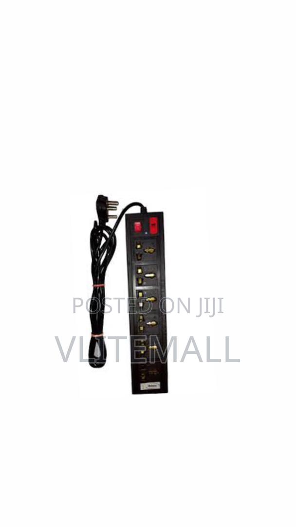Pdu 6way Multy Tape Black Minipro · Photo 4