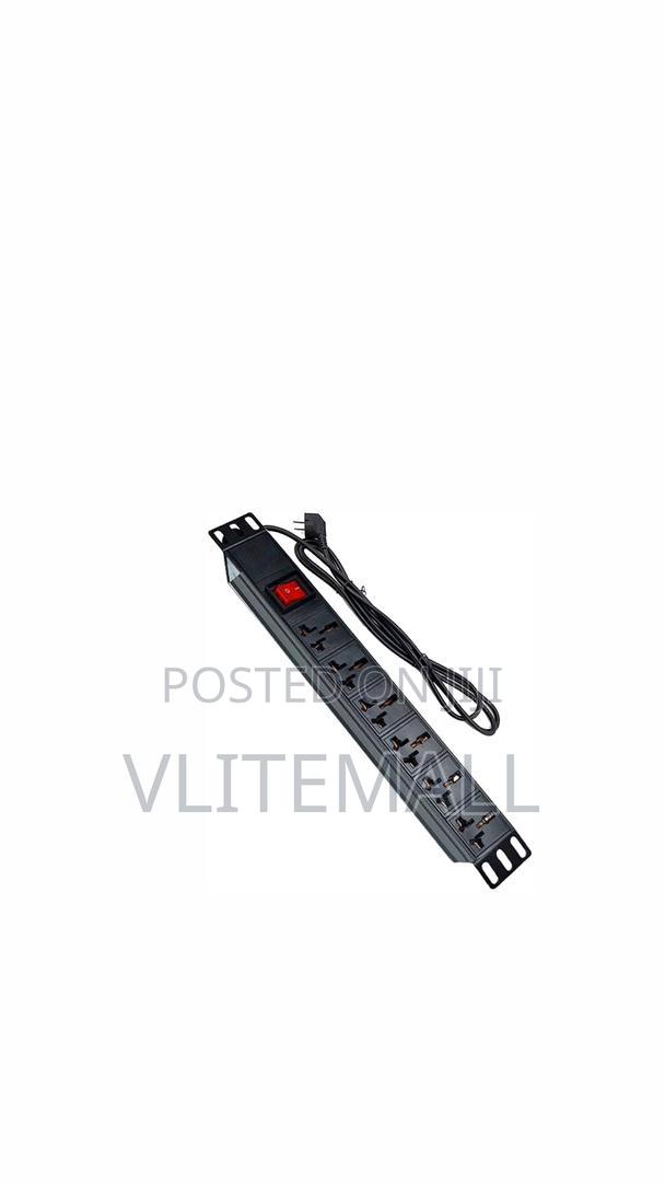 Pdu 6way Multy Tape Black Minipro · Photo 6