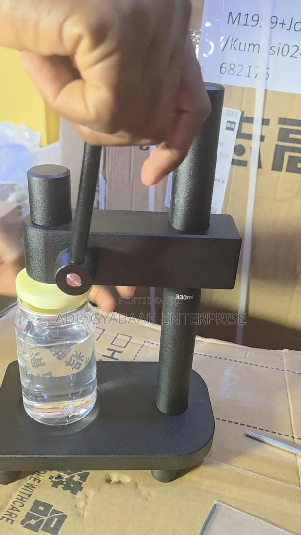 Can Sealing Machine (Manual) · Photo 4