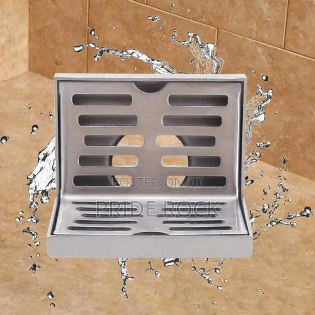 Side Corner Floor Drain Metal · Photo 8
