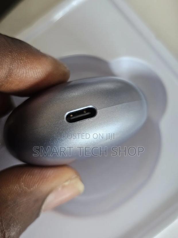 Ldnio Model T10 Tws Earphones Ldnio New Handsfree Wireless Headsets · Photo 4