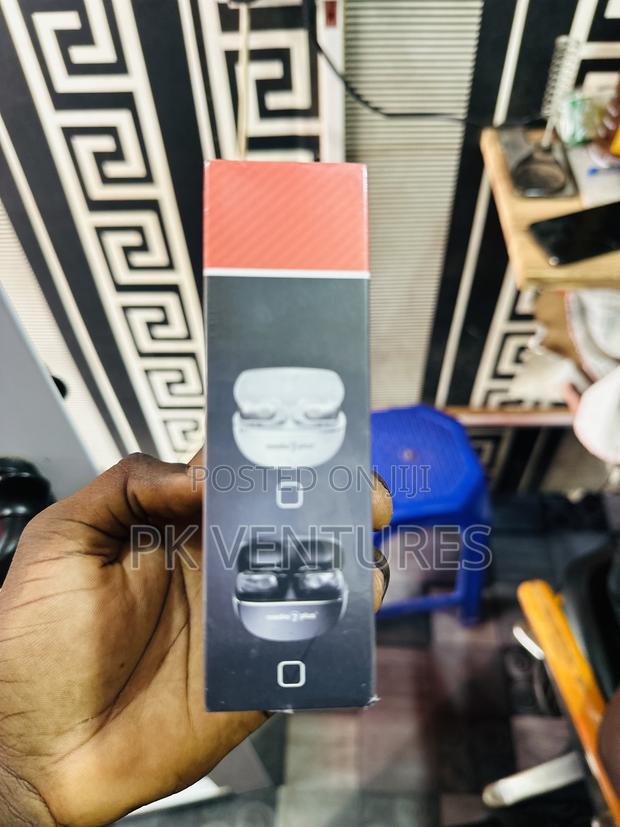 Media 7 Plus Earphones · Photo 3