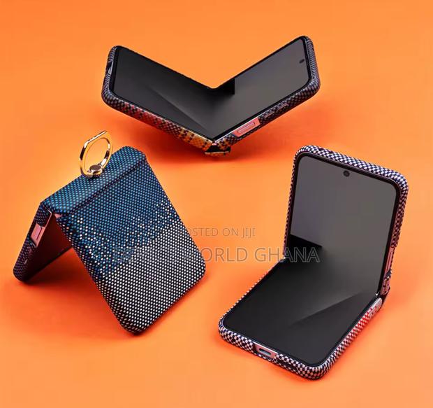 Nez Fiber Full Protection Case for Samsung Z Flip 7 · Photo 8