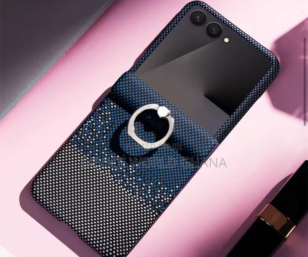 Nez Fiber Full Protection Case for Samsung Z Flip 7 · Photo 7