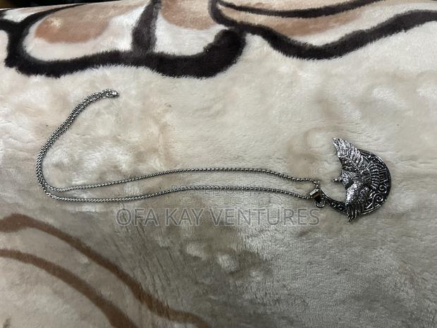 Eagle Chain Necklace · Photo 3