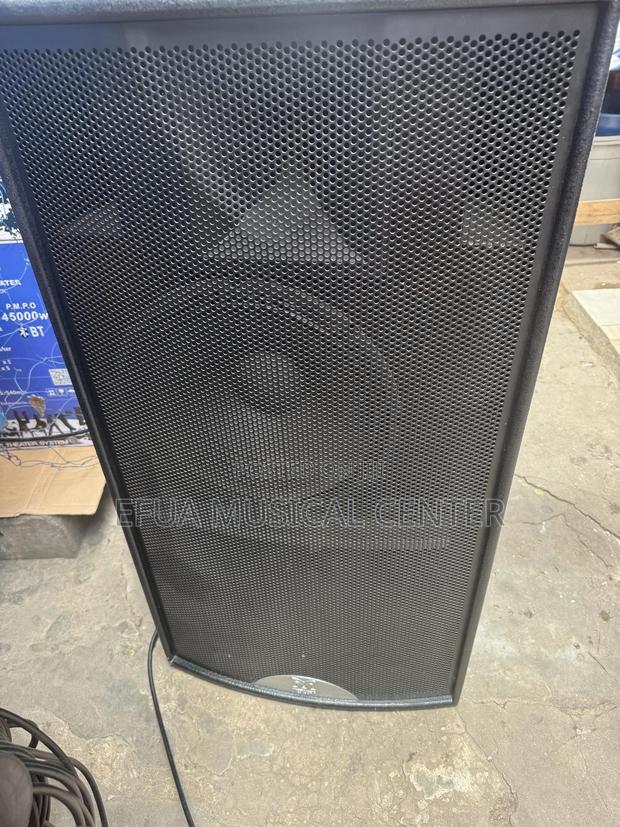 Martin Audio Full Range Speakers (Pair) · Photo 3