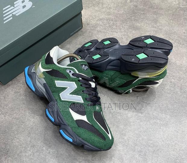 New Balance 9060 Sneaker · Photo 2