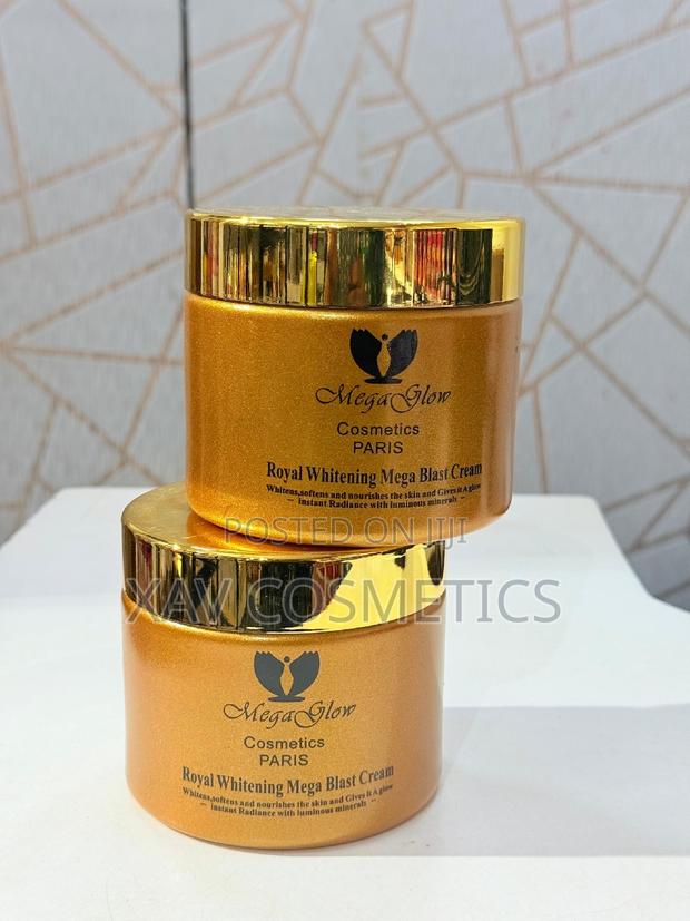 Mega Glow Royal Whitening Mega Blast Cream · Photo 1