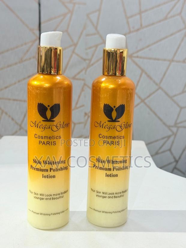 Mega Glow Skin Whitening Premium Polishing Lotion · Photo 1