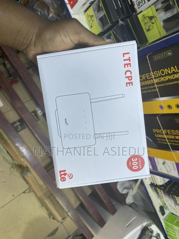 4g/5g Cpe Lte Universal Router With Siim · Photo 1