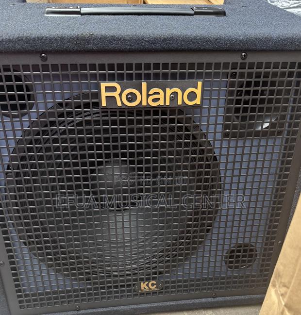 Kc-550 Roland Keyboard Combo · Photo 1