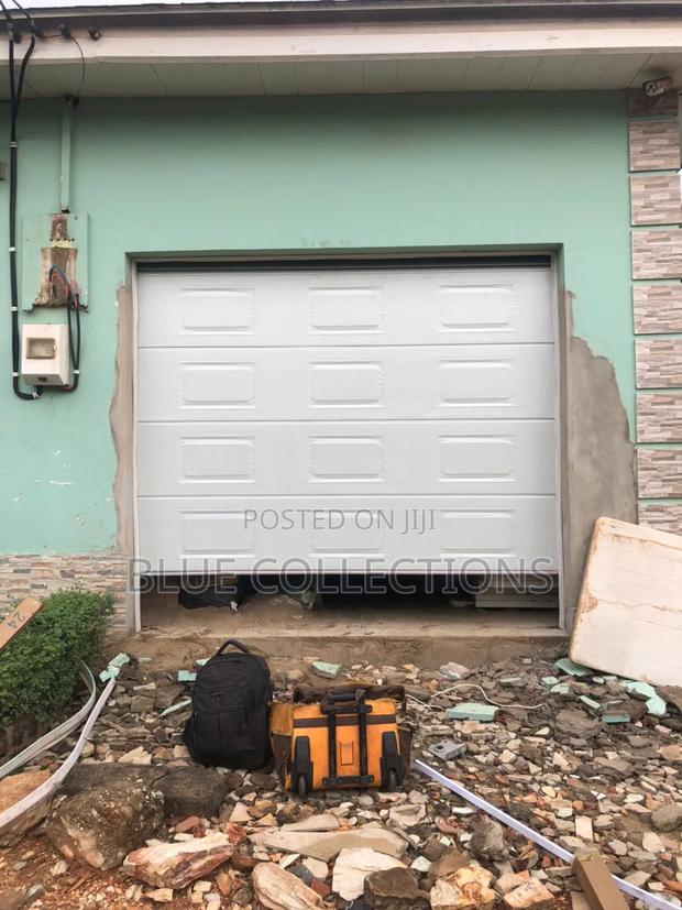 Automated Garage Door · Photo 1