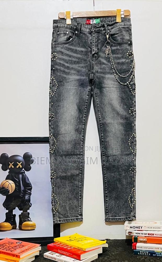 Original Jeans Trousers Available in Stock · Photo 8