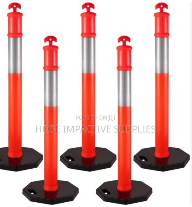 Safety Barrier Pole / Post. · Photo 1