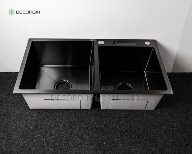 Kitchen Sink (Black) · Photo 2