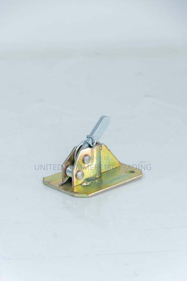 Construction Clamp · Photo 1