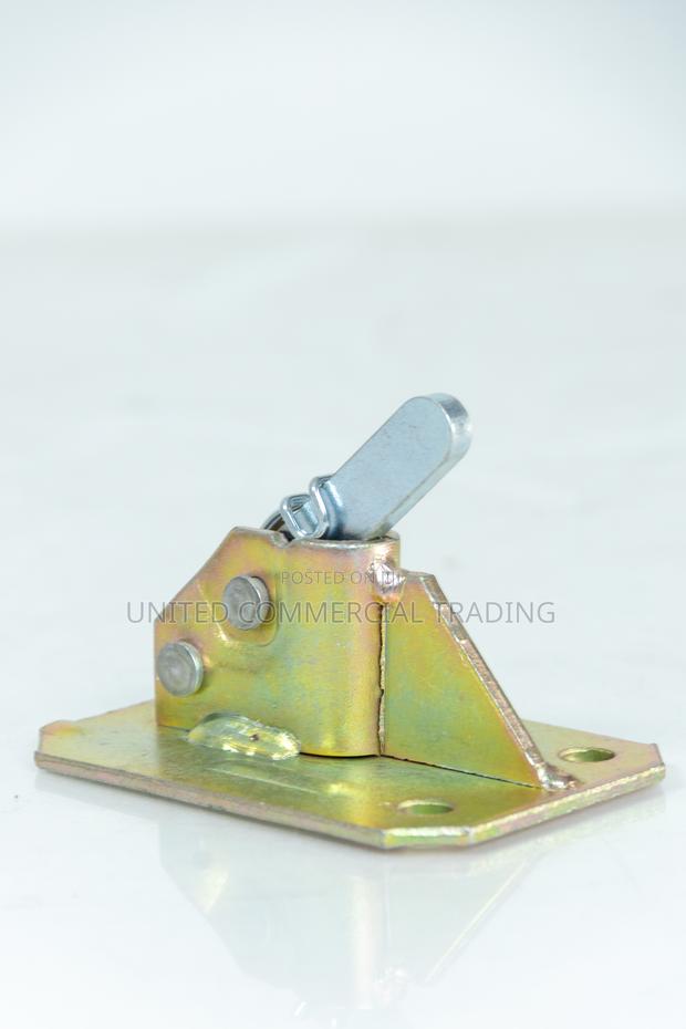 Construction Clamp · Photo 2