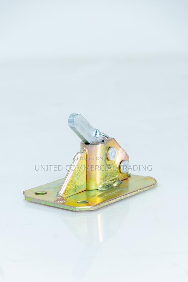 Construction Clamp · Photo 3