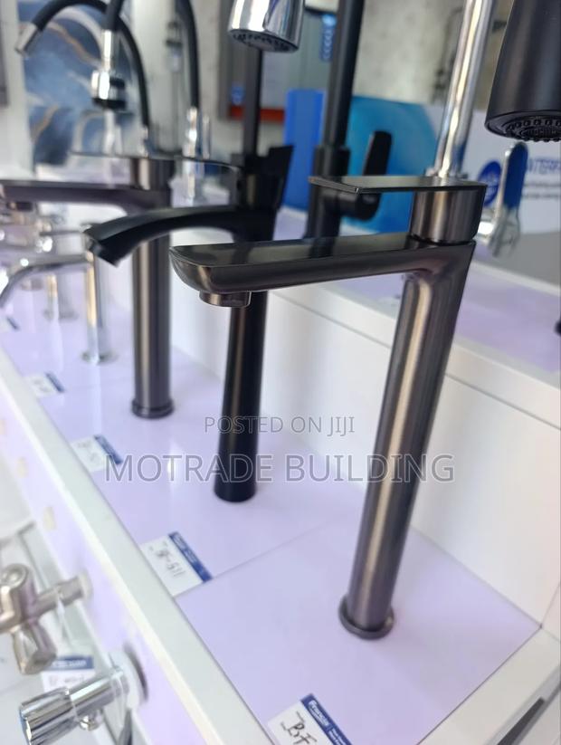 Basin Taps · Photo 1