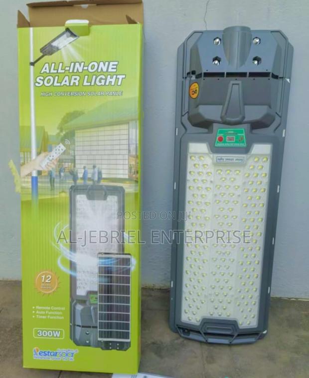 Solar Light 300 Watts · Photo 1