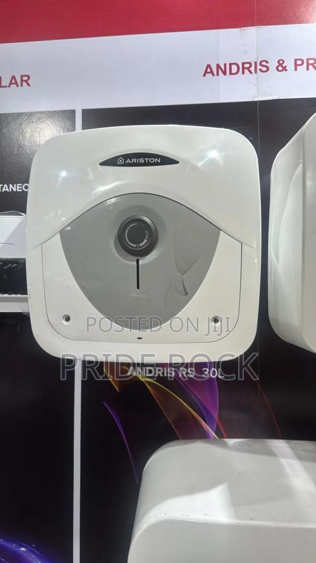 Water Heater Italian, Ariston · Photo 1