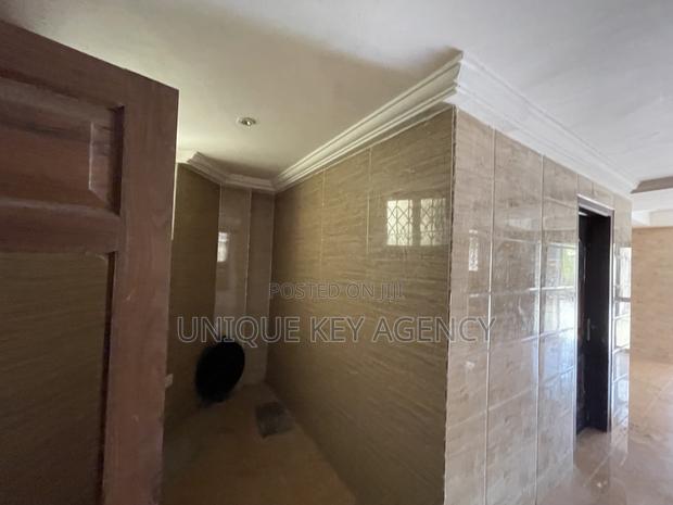 Hotel for Sale · Photo 8