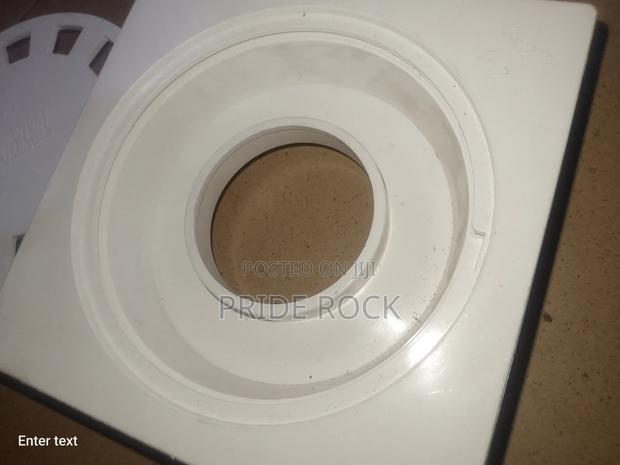 Plastic Floor Drain 4*3*2, White and Grey · Photo 2