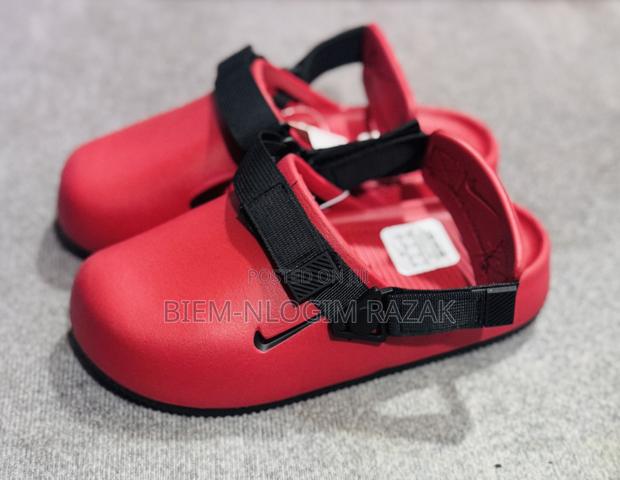 Original Nike Mule Crocs Available in Stock · Photo 1
