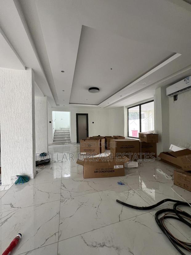 5bdrm House in East Legon for sale · Photo 6