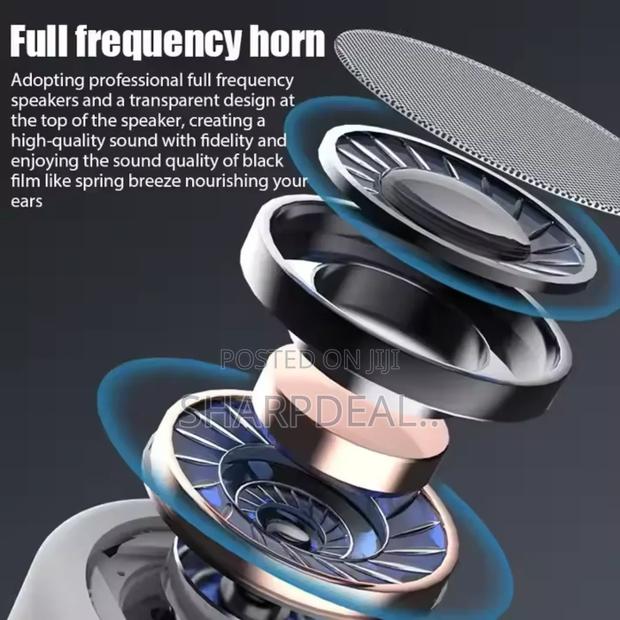 Wireless Bluetooth Speaker With Fm Radio · Photo 4