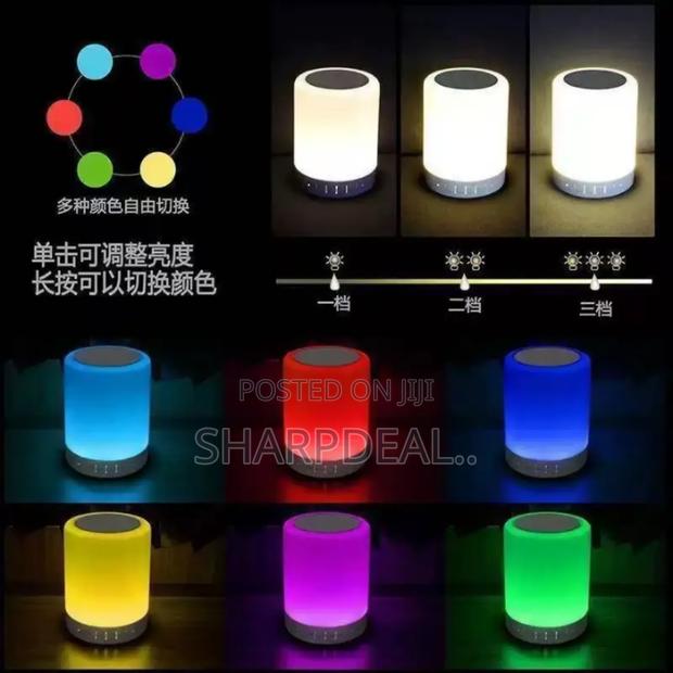 Wireless Bluetooth Speaker With Fm Radio · Photo 5