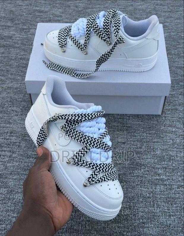 Airforce 1 . Comes in Box . Very Classic · Photo 1