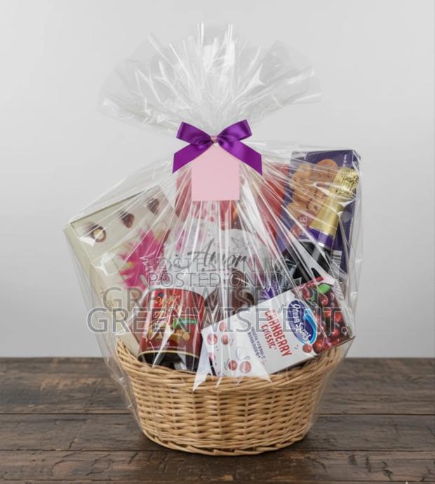 Sweet Bites Gift Hamper · Photo 1