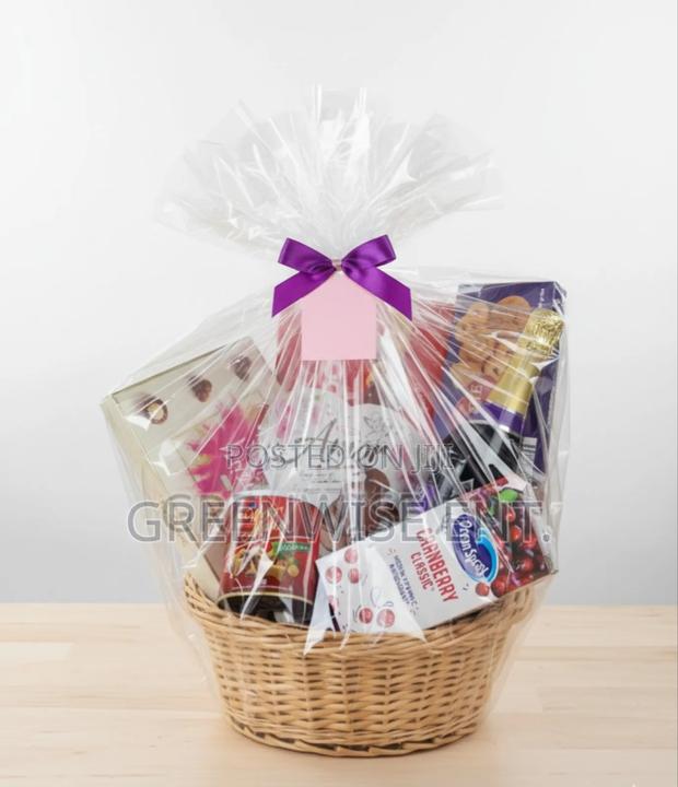 Sweet Bites Gift Hamper · Photo 2