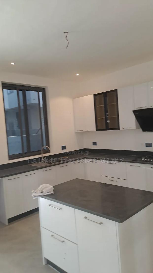 3bdrm House in Haatso for sale · Photo 6