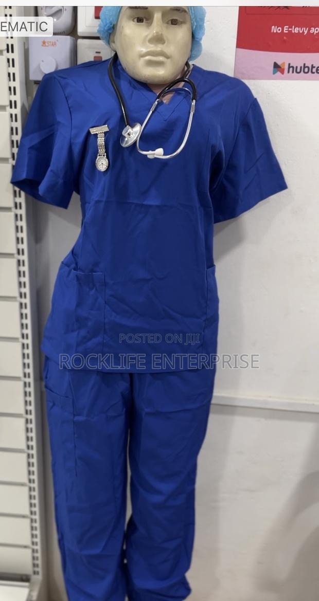 Nurses/Doctors Scrubs · Photo 4